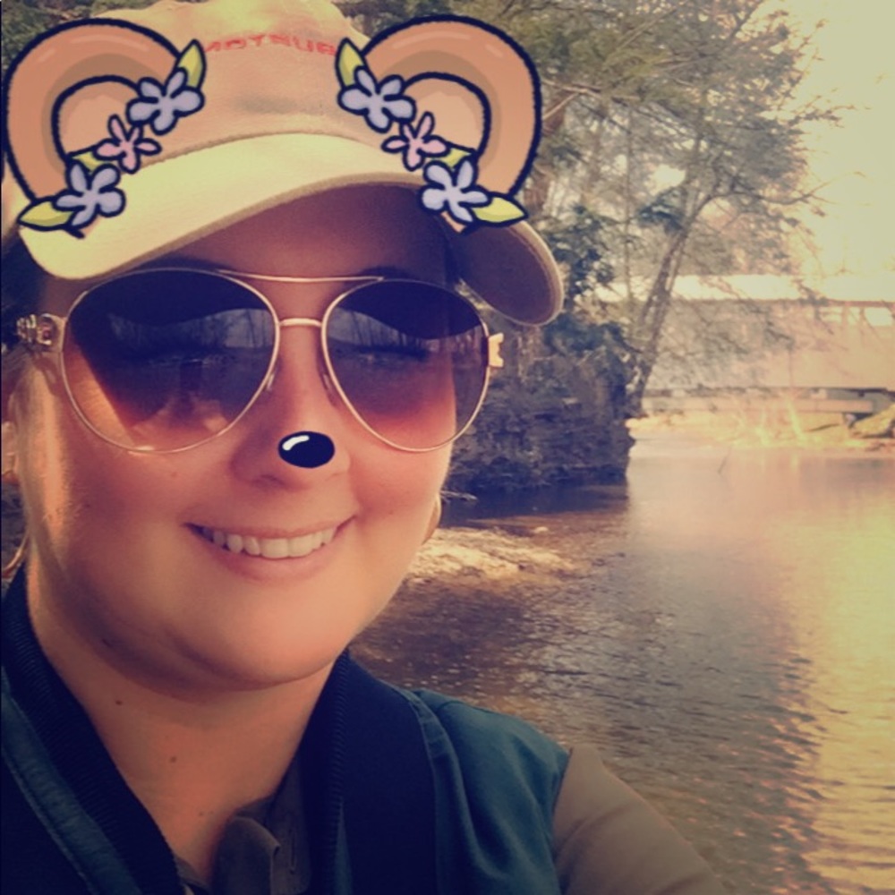 Meet your Posher, Christie